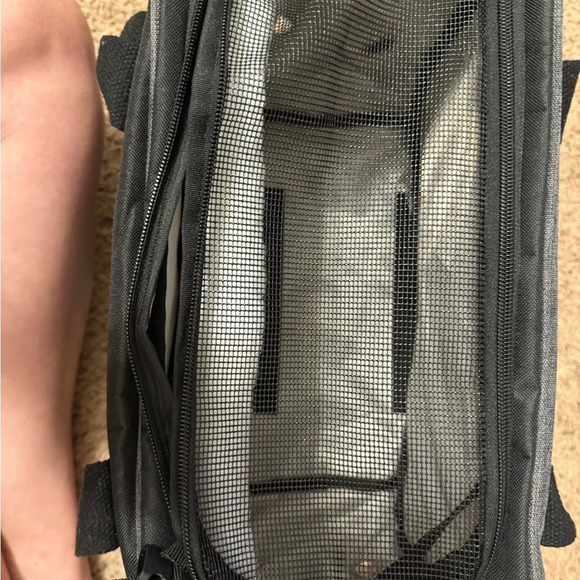 Pet carrier- new with tags - Picture 7 of 10